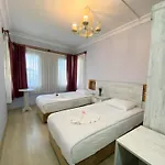 Queen Bee 3* Selçuk