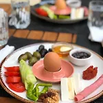 Queen Bee Bed & Breakfast