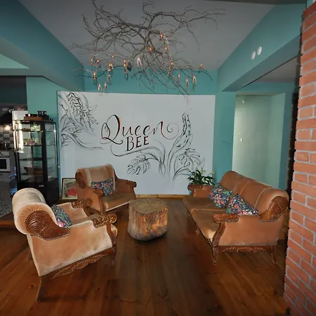 Queen Bee B&B 3*