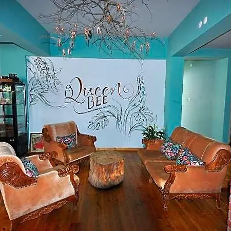 Queen Bee Bed and Breakfast 3*